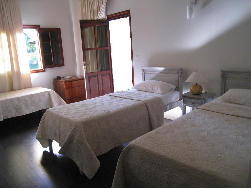 Le Domaine Des Pierres Hotel Saint Pierre Quarto foto